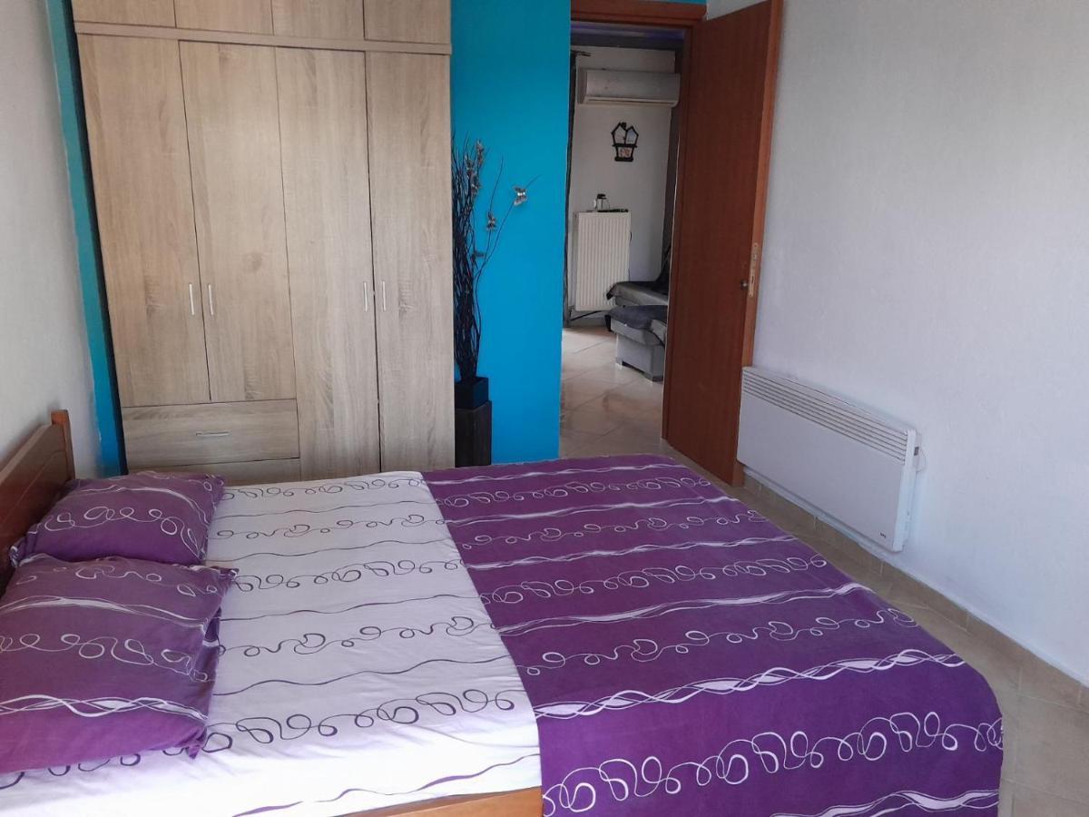Sam Apartment Nea Kallikrateia Bagian luar foto