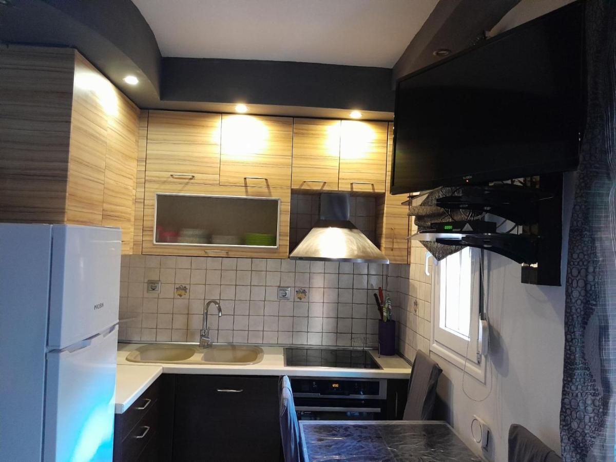 Sam Apartment Nea Kallikrateia Bagian luar foto